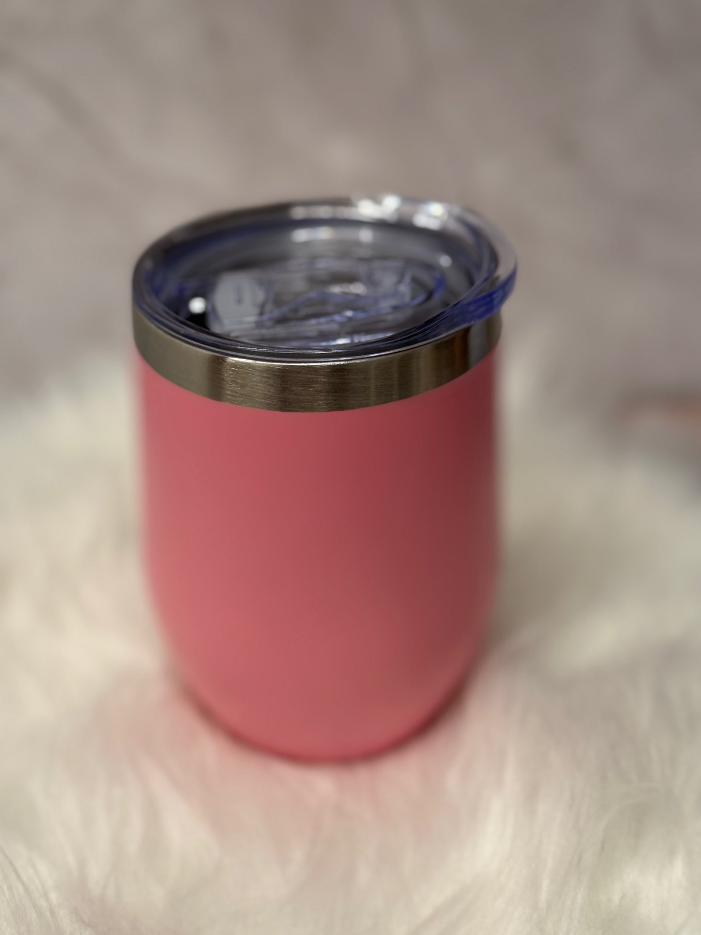 Thermobecher mit Strohhalm