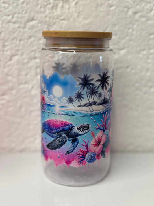 Schildkrötenbecher mit Strohhalm